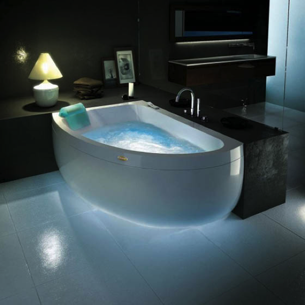 25 Cool and Creative Bathtubs