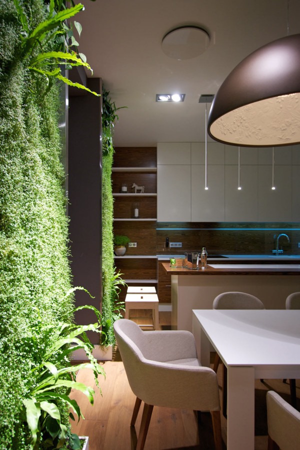 SVOYA-Studio-Apartment-Vertical-gardens-12-600x900