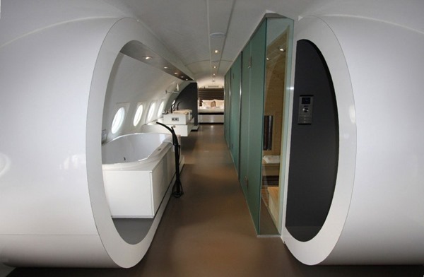 airplane-suite