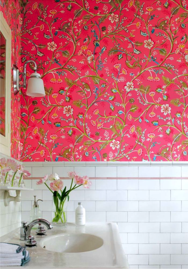 rocking-bathroom-wallpaper